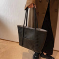 ベティナ - クロコダイルレザーショルダーバッグ